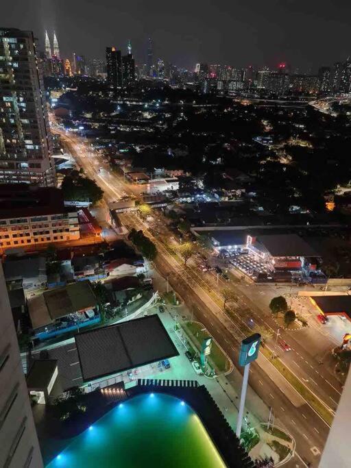 Wi-fi 500mbps Cozy 3br 7pax@kenwingston Platz Kuala Lumpur