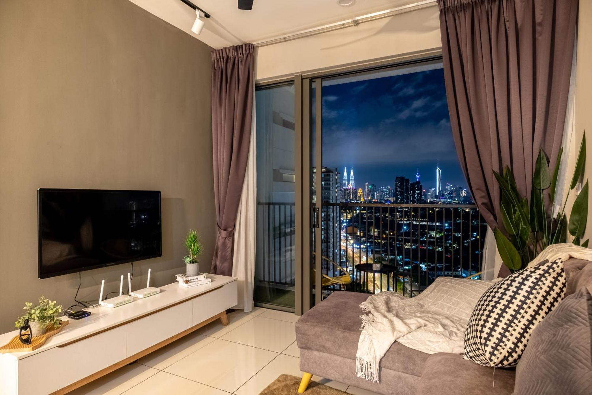 Wi-fi 500mbps Cozy 3br 7pax@kenwingston Platz Pangsapuri